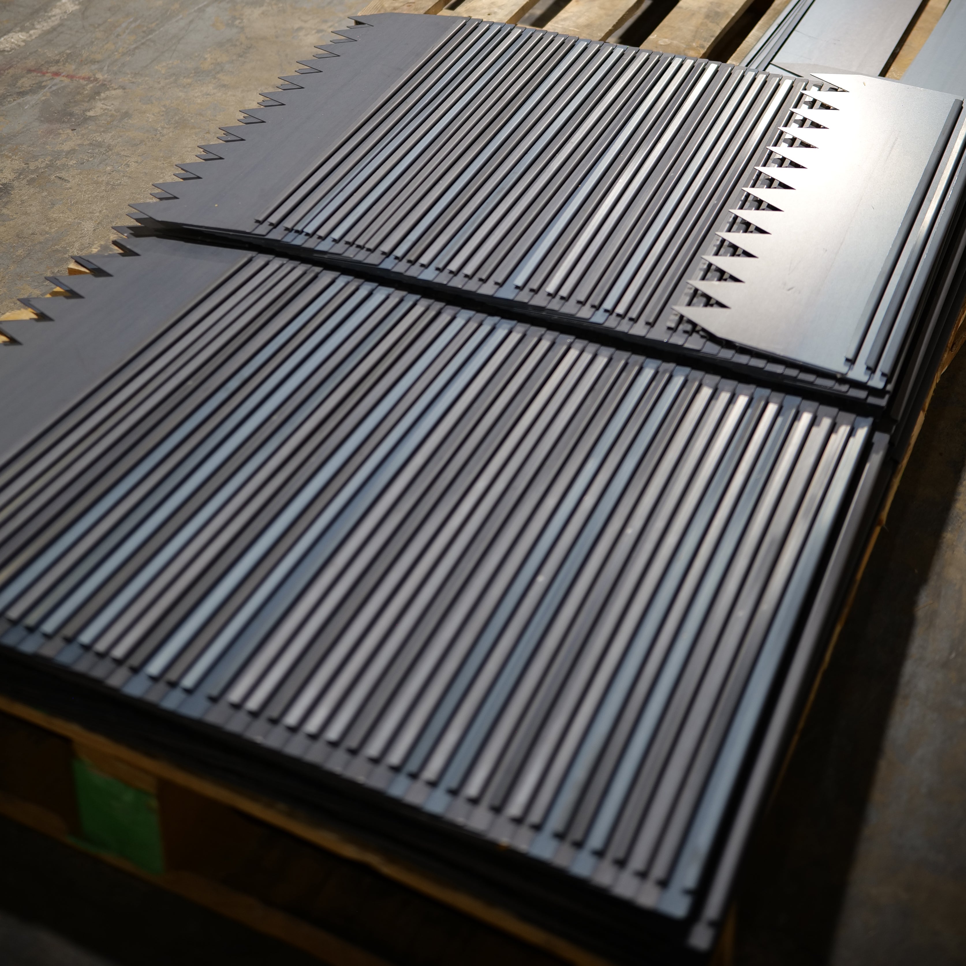 Hammer-In Landscape Edging - Cor-Ten Steel - 4ft Strips